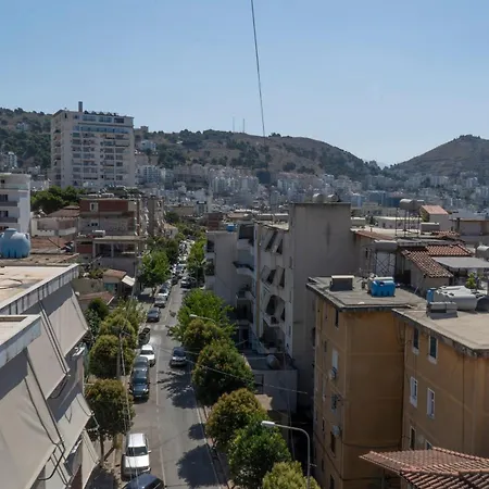 Center Sea View Sarandë